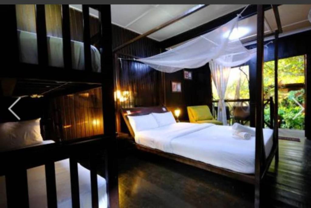 Melina Beach Resort photo 2