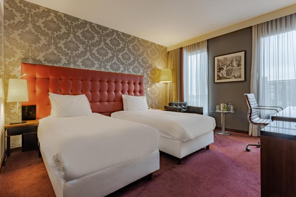 Crowne Plaza Amsterdam - South, an IHG Hotel photo 3