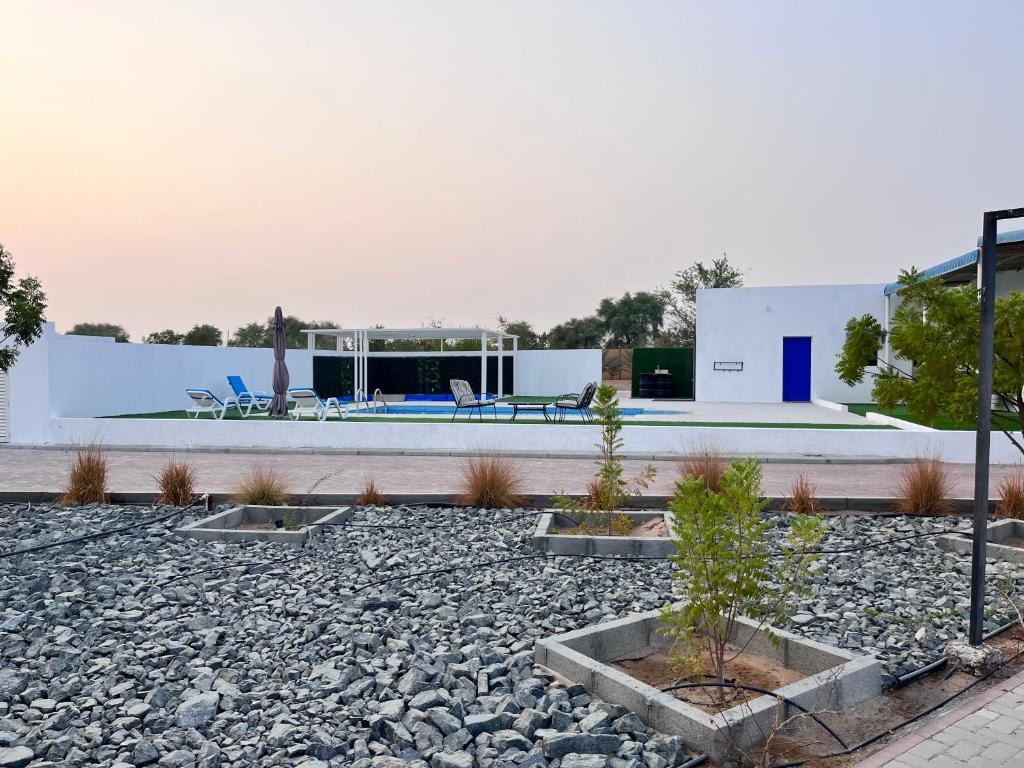 {
  "en-gb": "Falaj Hub Retreat"
} photo 1