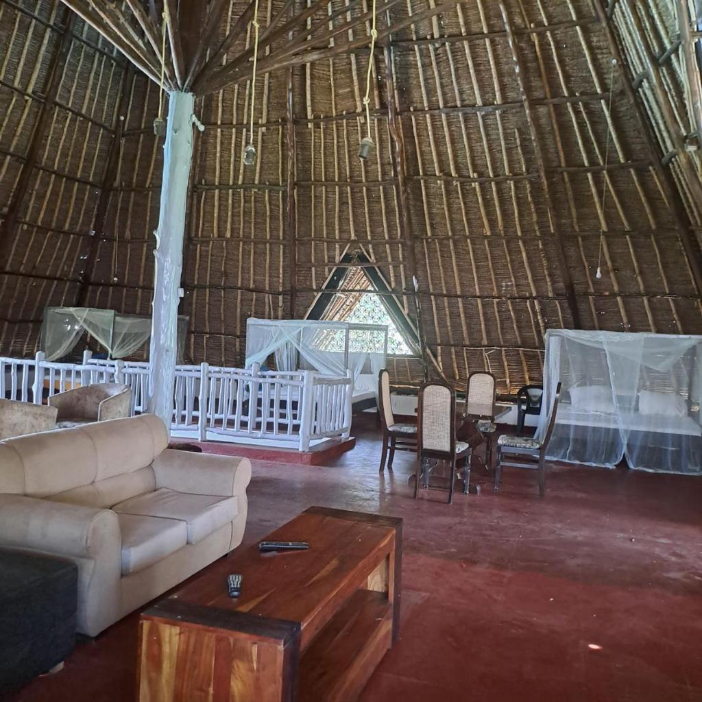Exquisite villa photo 4
