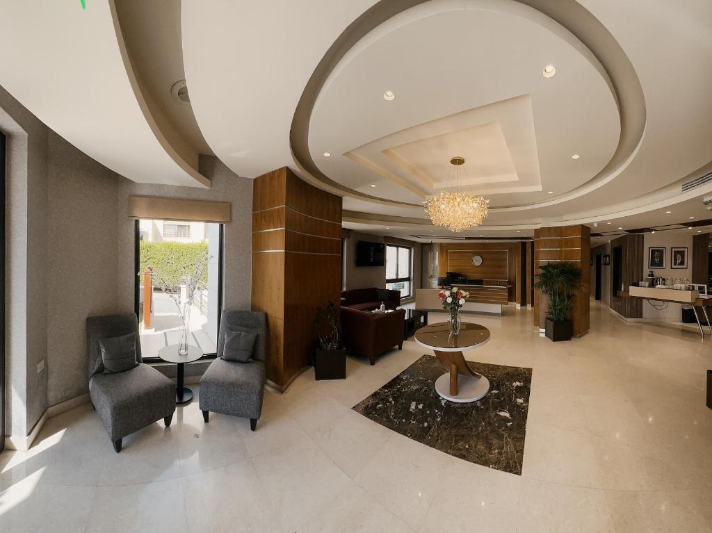 Celino Hotel photo 4