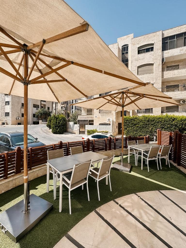 Celino Hotel photo 1