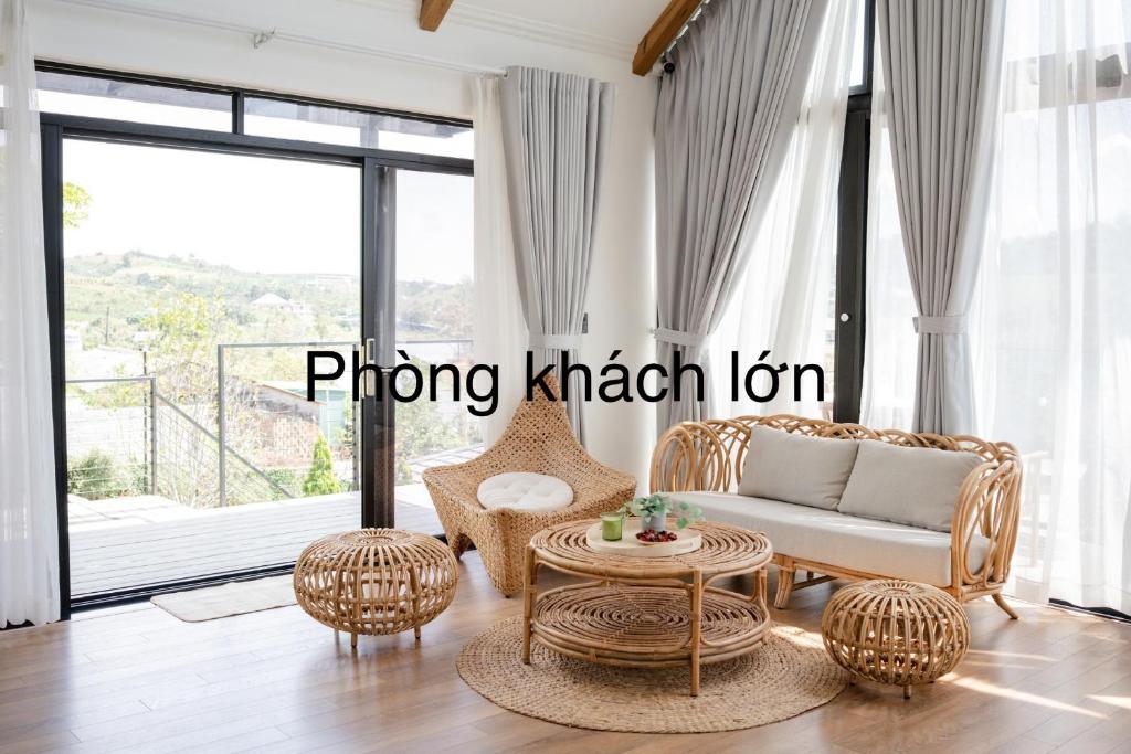 Mya Lakeview Villa Biệt Thự