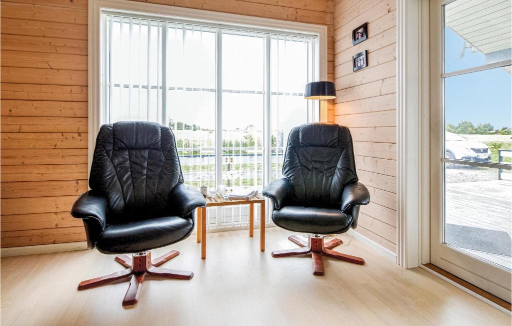 Awesome Home In Skjern With 3 Bedrooms And Wifi photo 4