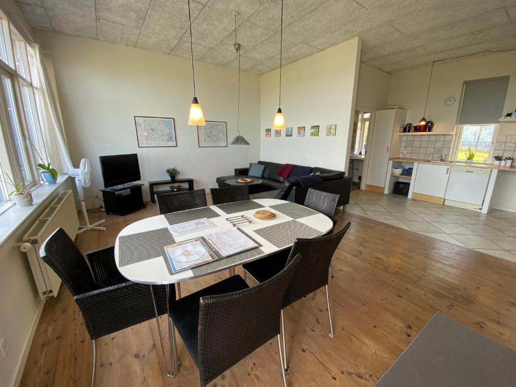 Skærven Beachfront Apartments and Cottage photo 4