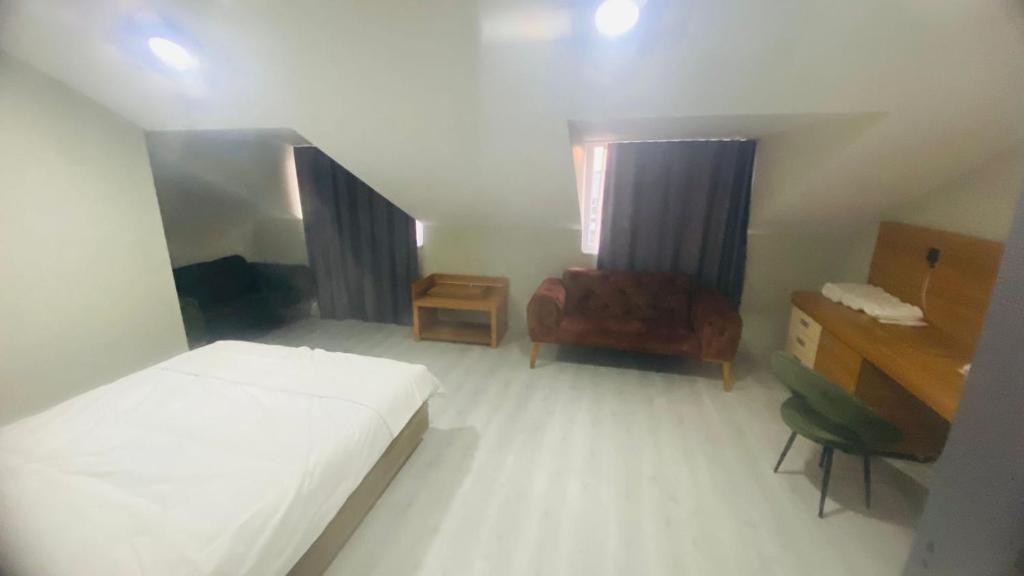 THE NORTH HOTEL photo 1