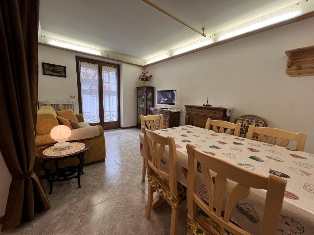 060 Bilocale, Giustino photo 3