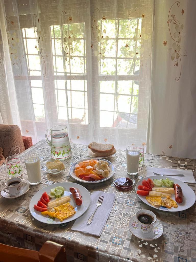 Goni Guest House photo 1