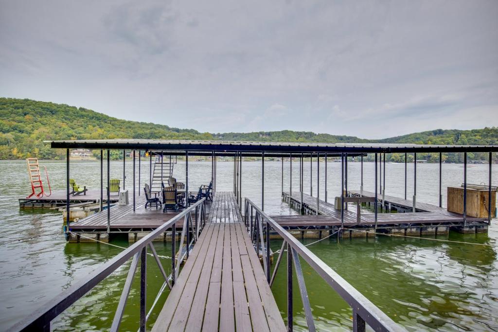 Ideally Located Waterfront Home with Private Dock! photo 1