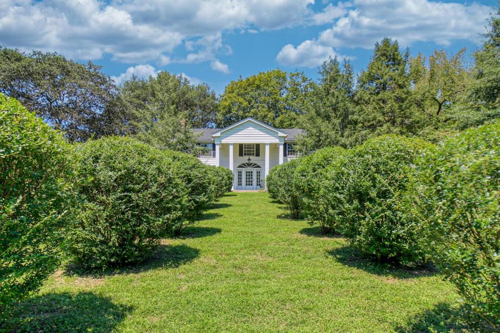Bella Rosa Country Estate photo 2