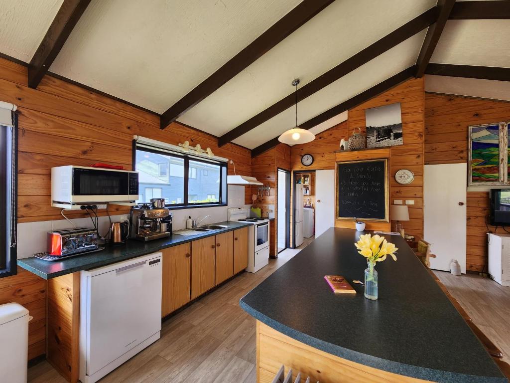 Kotare Cottage Hahei photo 1