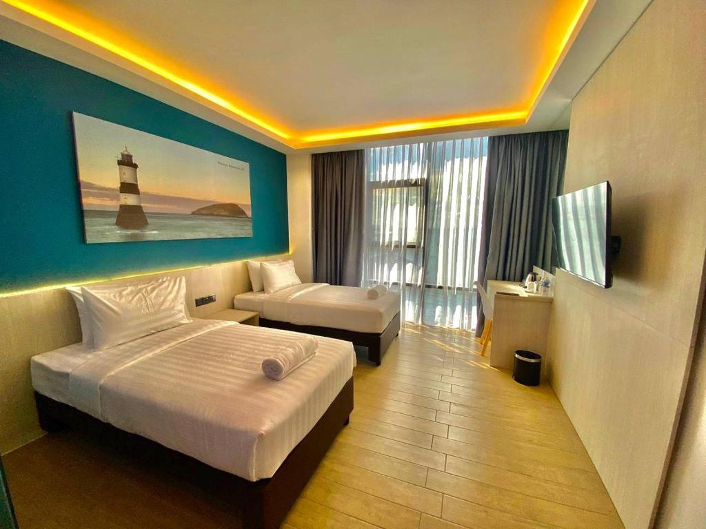 Lighthouse Hotel Semporna photo 4