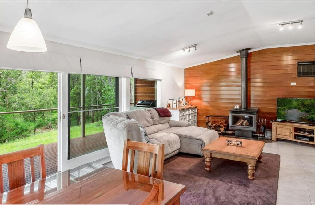 Mirimvale - Base of Mt Buller - Sleeps 14 photo 3
