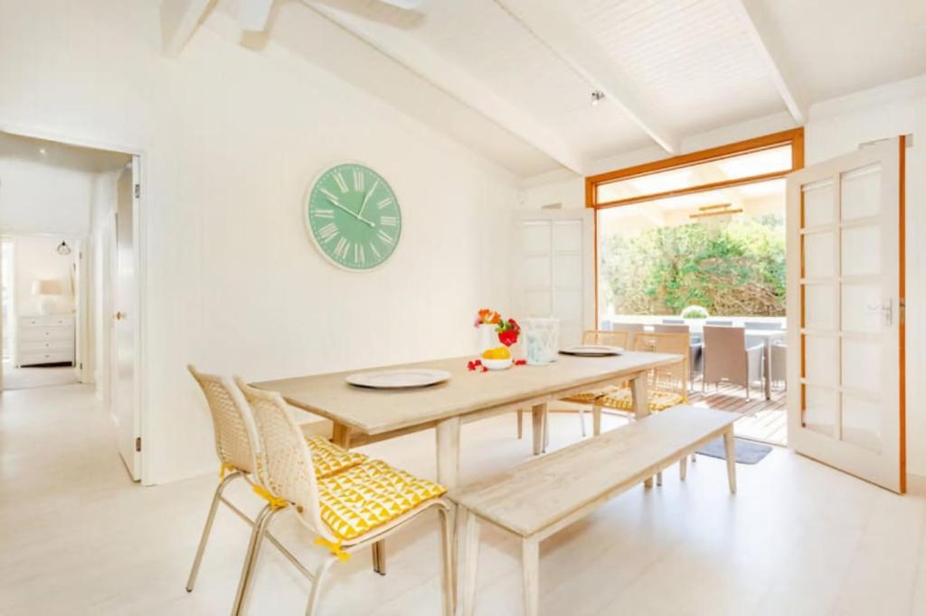 Dromanas Beachside Hideaway photo 1
