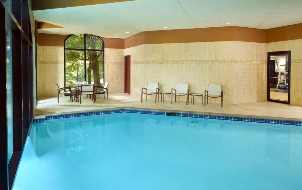 Hilton Atlanta Northeast photo 2
