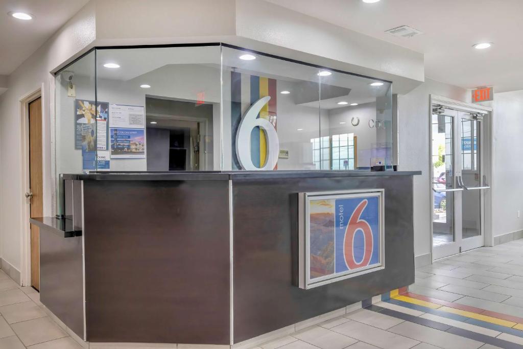 Motel 6-Fort Worth, TX - Burleson photo 1