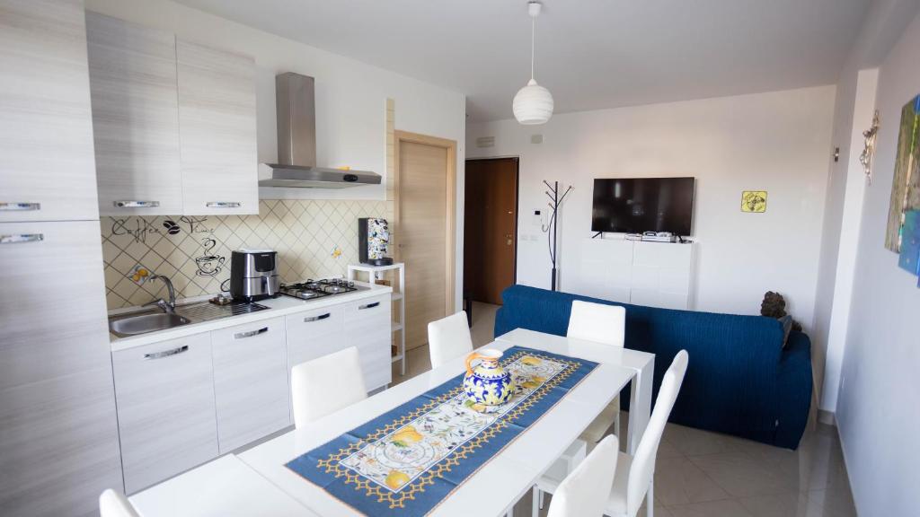 EMMEA8 APARTMENTS RELAX photo 4