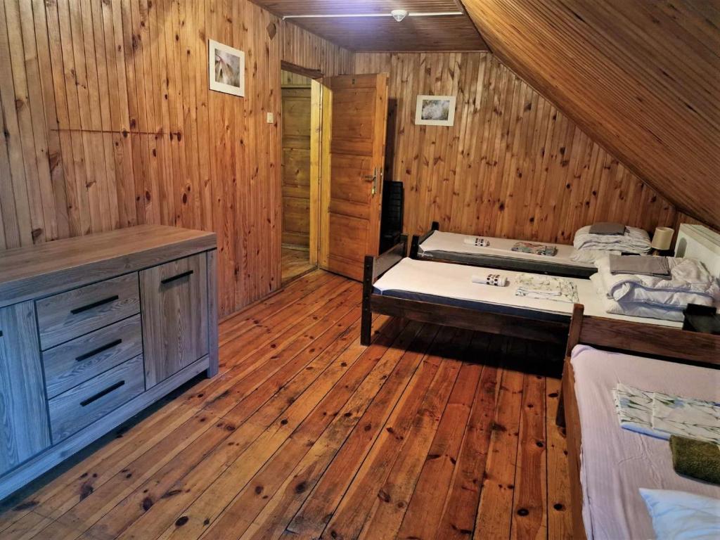 Hostel Domek Ogrodnika przy Muzeum w Przeworsku Zespole Pałacowo - Parkowym photo 3