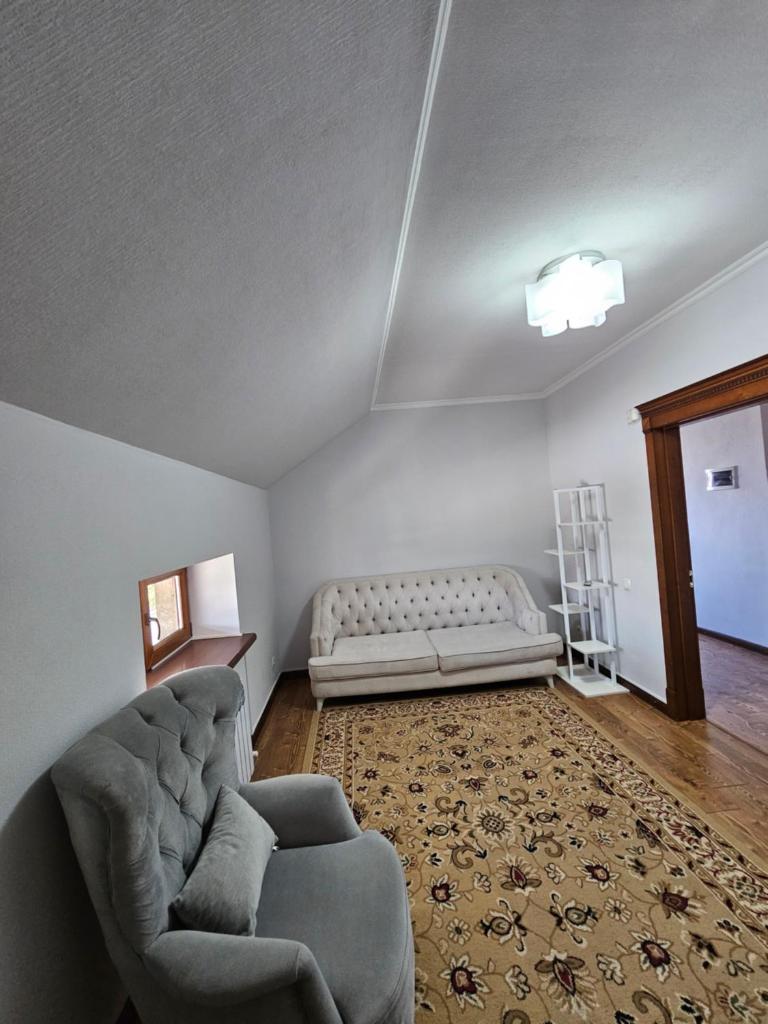ESALU Guest House ЭСАЛУ
