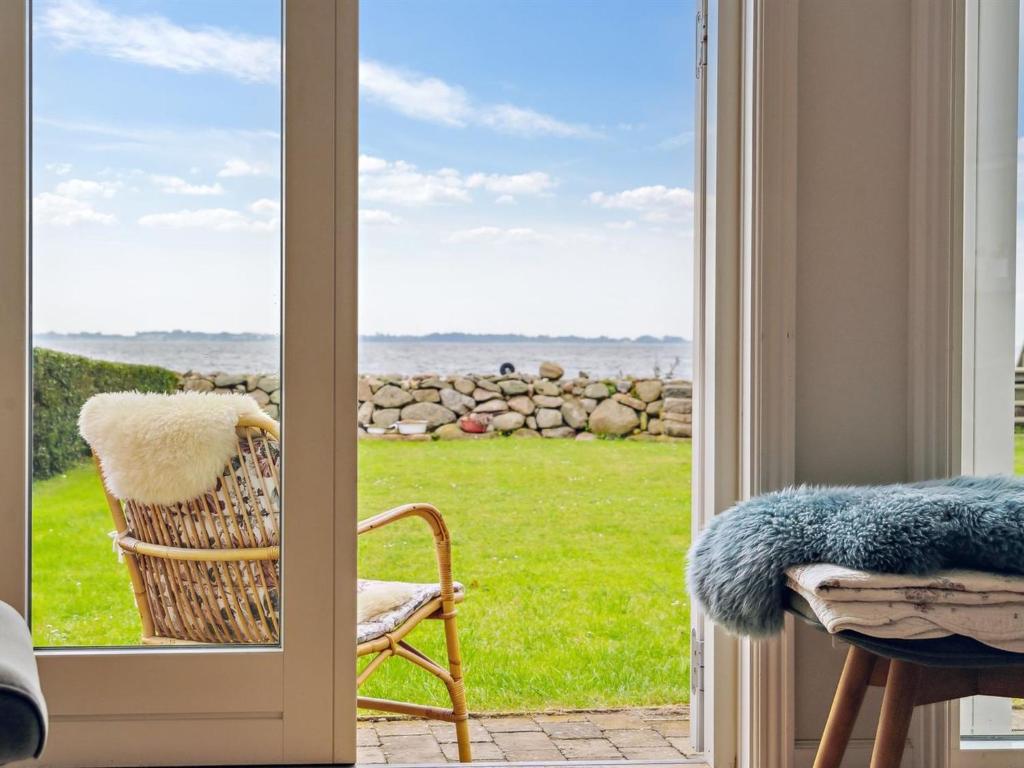 Holiday Home Evelin - 20m from the sea in Funen by Interhome photo 2
