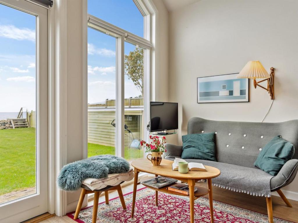 Holiday Home Evelin - 20m from the sea in Funen by Interhome photo 4