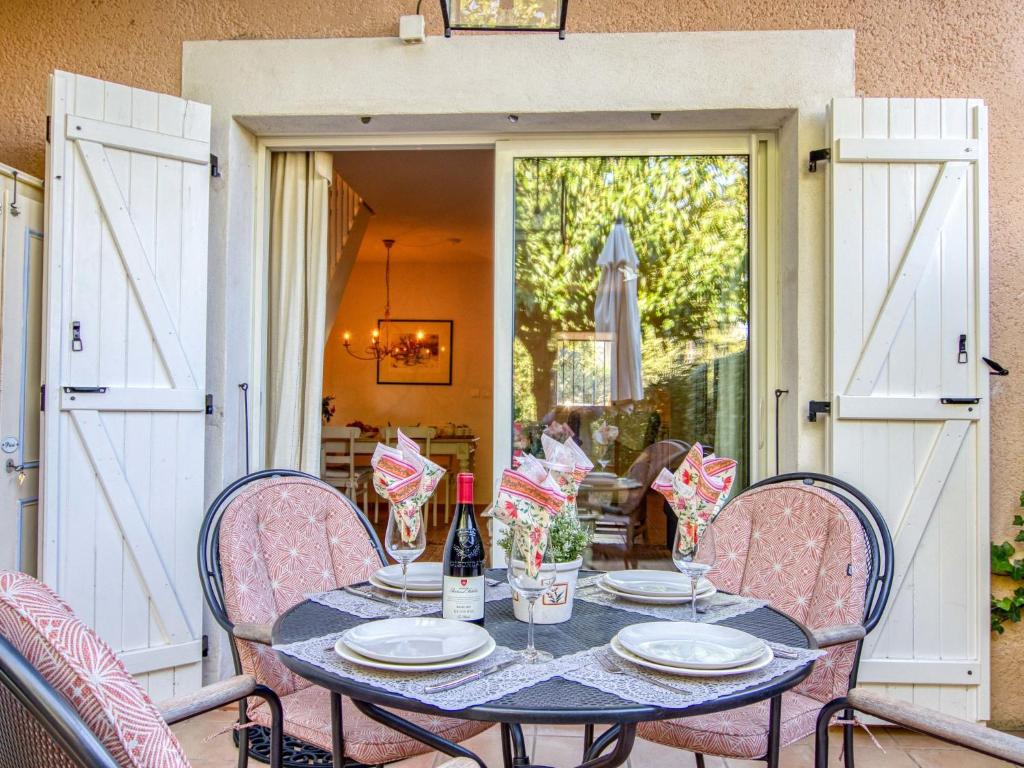 Holiday Home Bastide Jdg Oie by Interhome