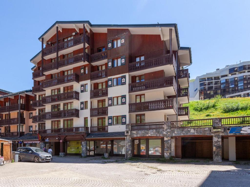 Apartment Rond Point des Pistes - Val Claret-21 by Interhome photo 1