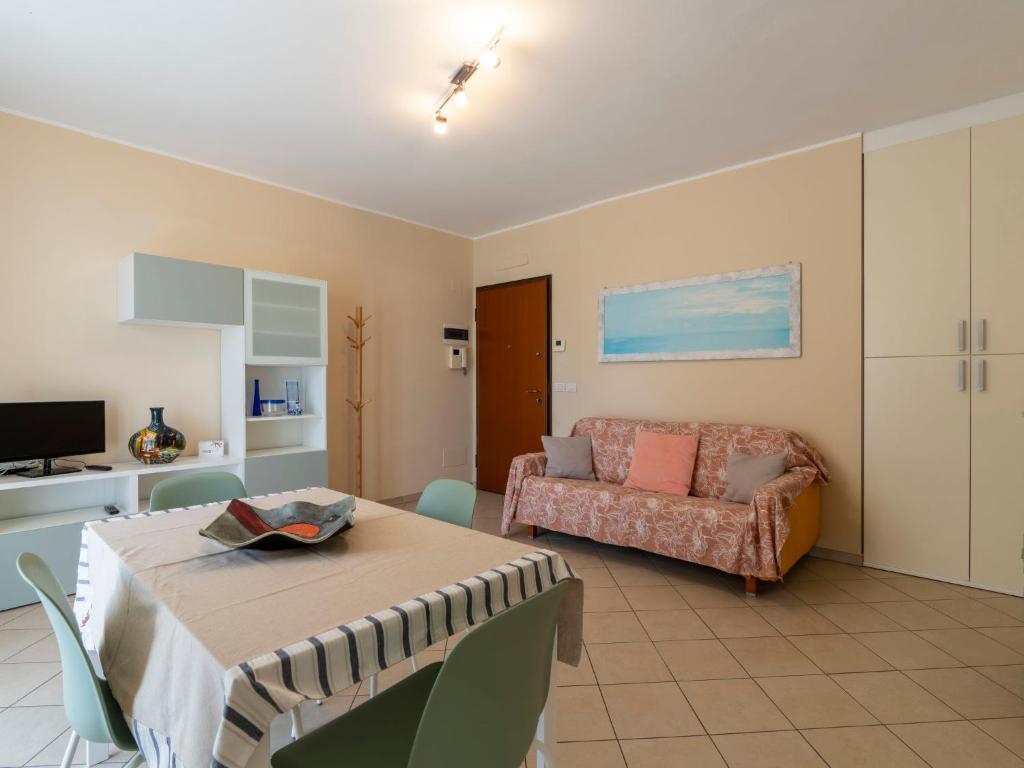 Apartment Clara by Interhome photo 3