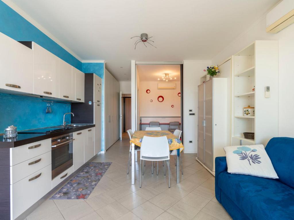 Apartment Blue Moon by Interhome photo 2