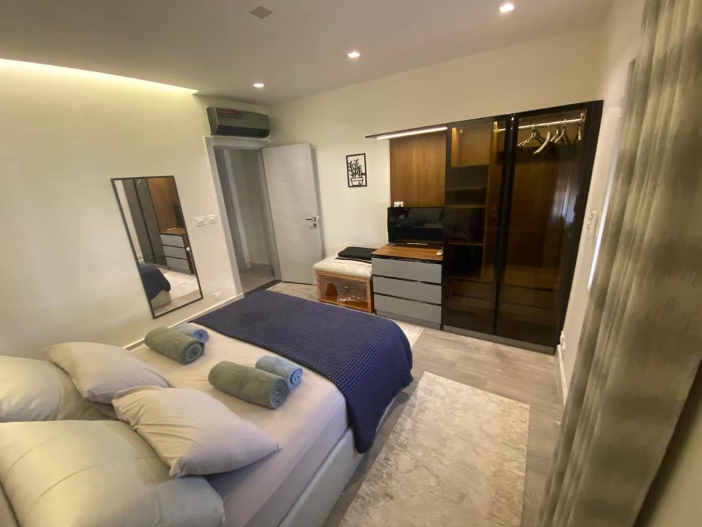 Upscale 1BR in Dream Land, 6th of October City