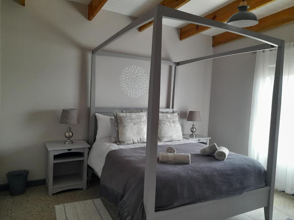 Camelot Cottages photo 2