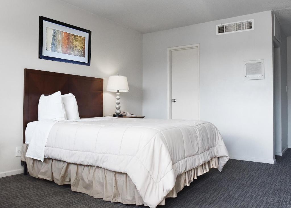 GREELEY UNIVERSITY INN/ GREELEY INN photo 4