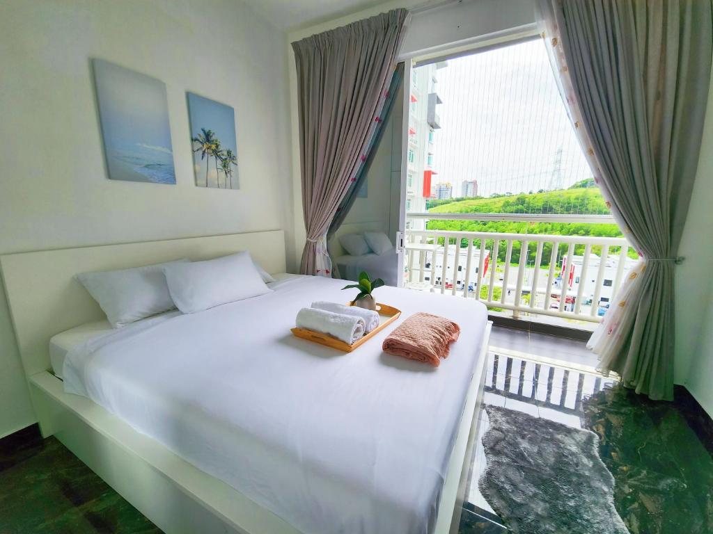 KLIA 7th Floor Pool View 4 Rooms Suite photo 3