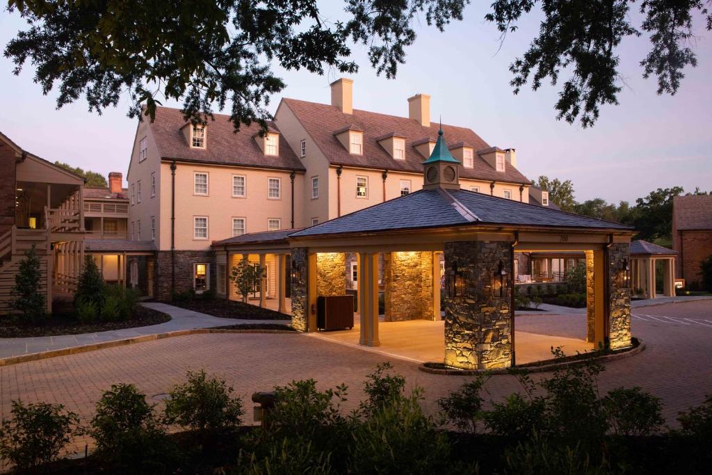 Boar's Head Resort photo 2