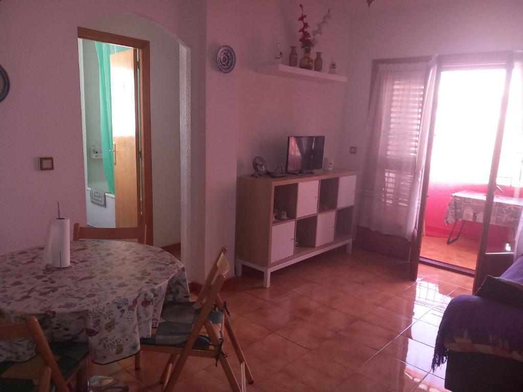 Apartamento Santa Pola, en Playa del Tamarit con piscina. photo 4