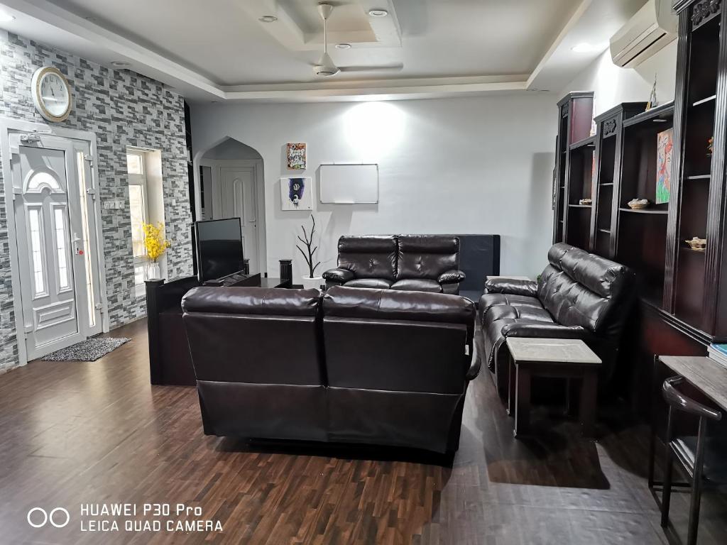 Fig House Villa with Heated Swimming Pool & Firepit photo 4