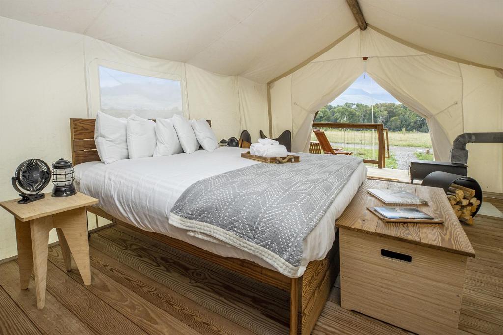 Under Canvas North Yellowstone image