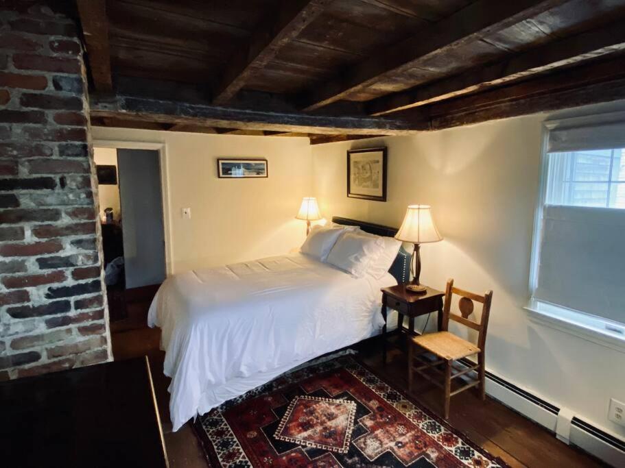 Circa 1725 home w/Roof Deck and Water Views photo 2