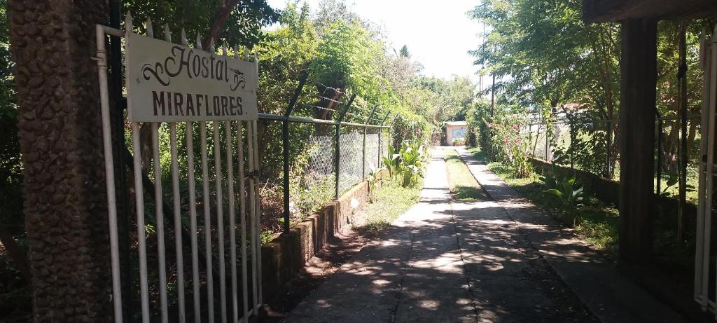 Hostal Miraflores B&B photo 4