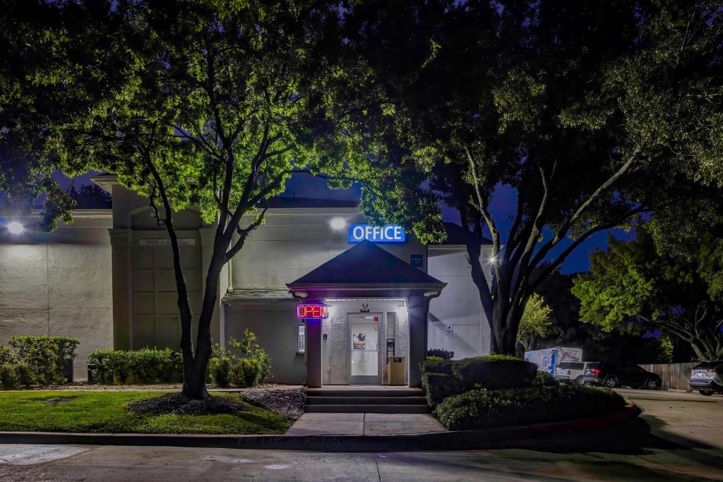 Studio 6-Arlington, TX - South - Dallas photo 4