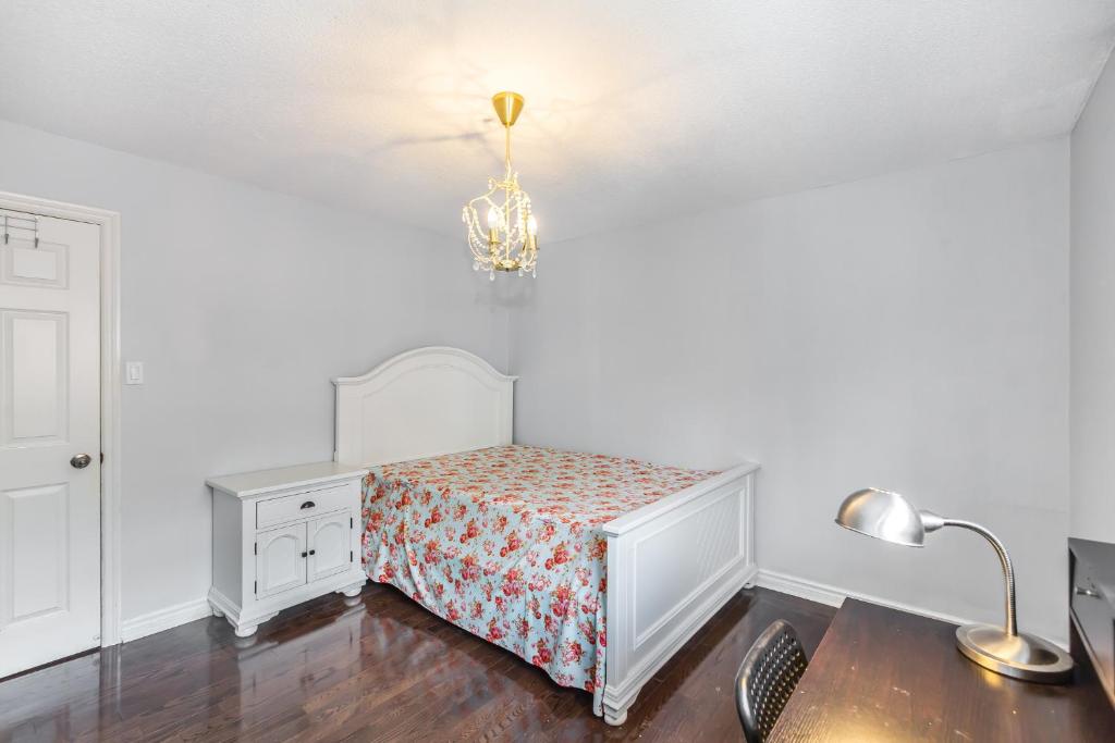 Markham private room photo 3