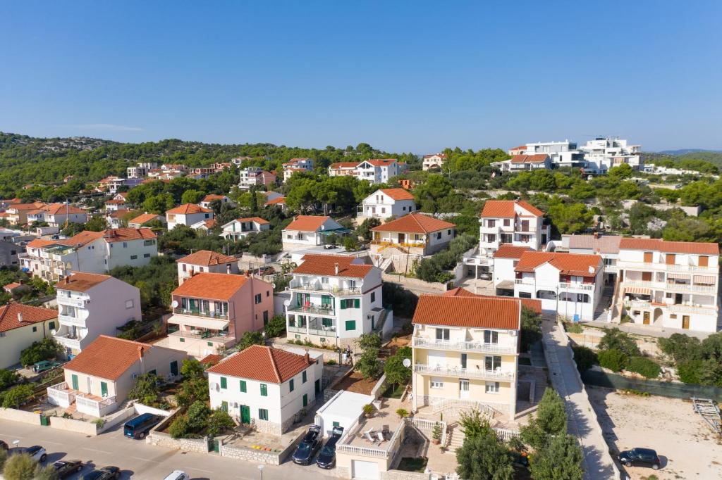 Apartments by the sea Jezera, Murter - 796 photo 2