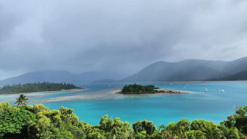 The Haven View - Airlie Beach photo 3
