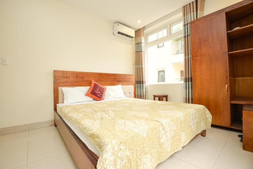 Hà Nội Vàng Hotel - Ngõ 4 Phương Mai - by Bay Luxury