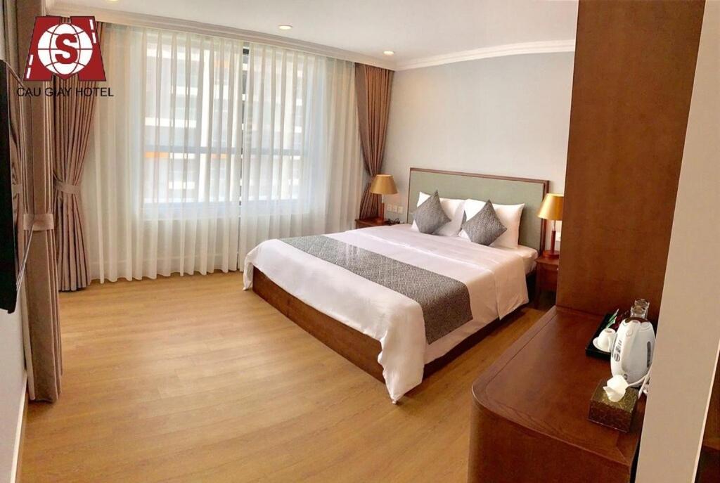 Cầu Giấy Hotel -110 đường Cầu Giấy - by Bay Luxury