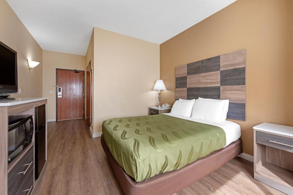 Quality Inn Bemidji - Tap to explore photos