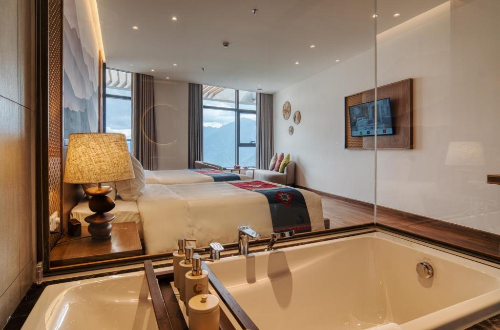 Lady Hill Sapa Resort