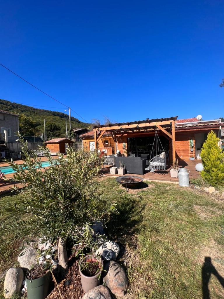 Maison en bois , plein pieds,piscine privative photo 3