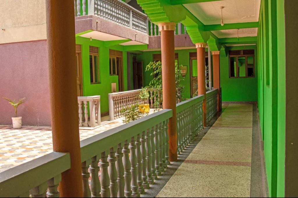 CAR-NET HOTEL photo 1