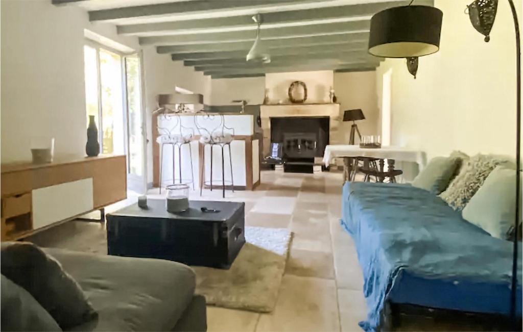 Stunning Apartment In Giscos With Wi-fi photo 2